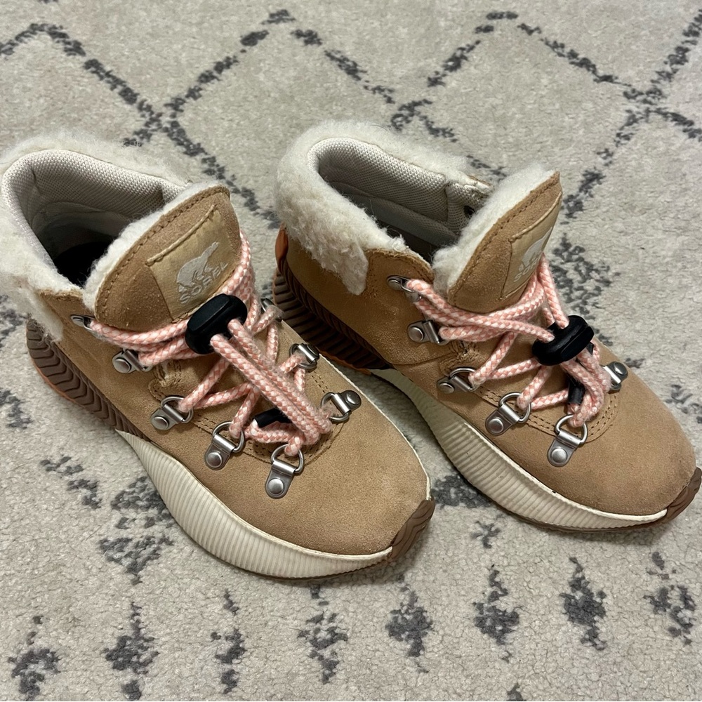 Sorel Girls Boots
